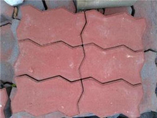 紅色的碼頭連鎖塊